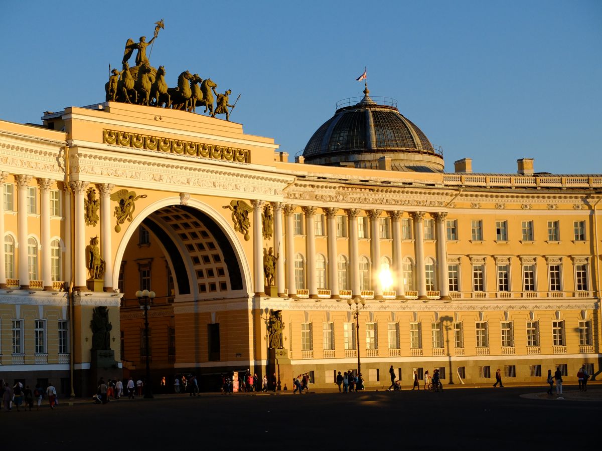 San Pietroburgo, la città degli zar by Valentina