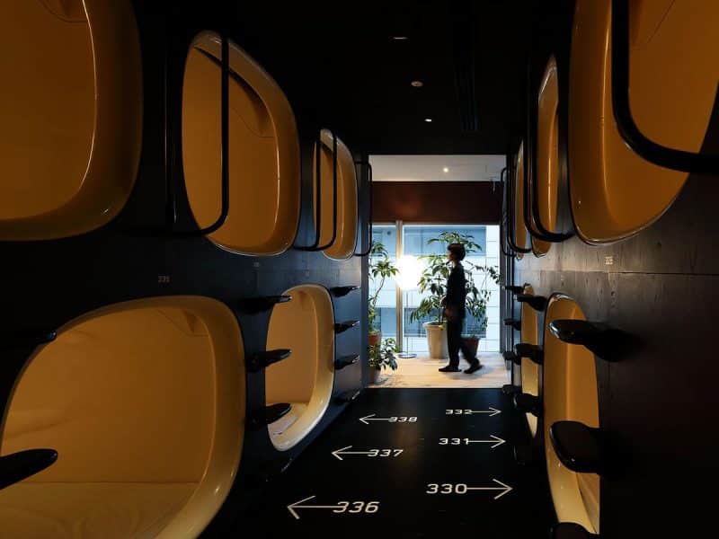 Dove dormire a Tokyo - capsule hotel