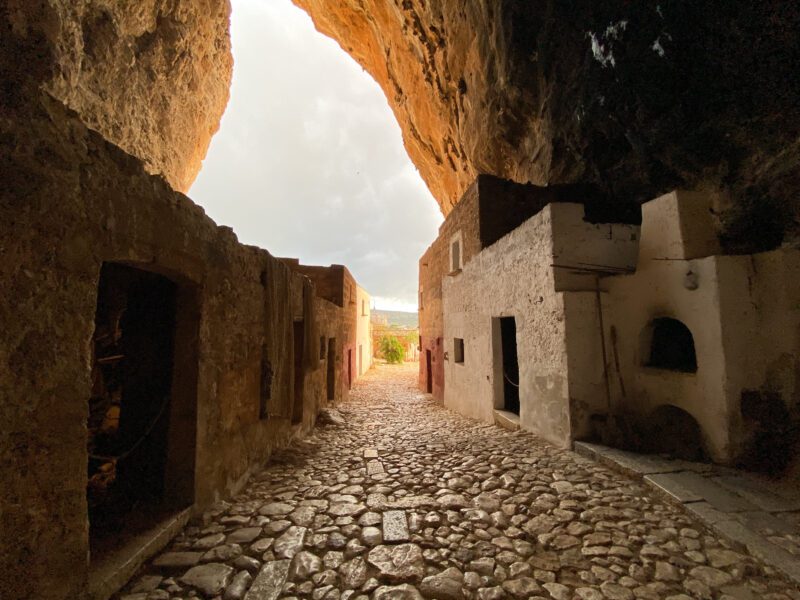 Sicilia Occidentale - grotta Mangiapane