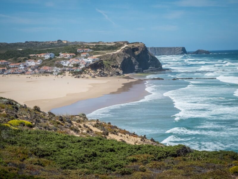Praia de Monte Clérigo