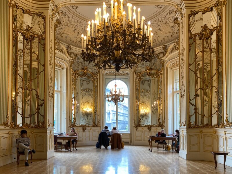 Biblioteca Ervin Szabò - Budapest