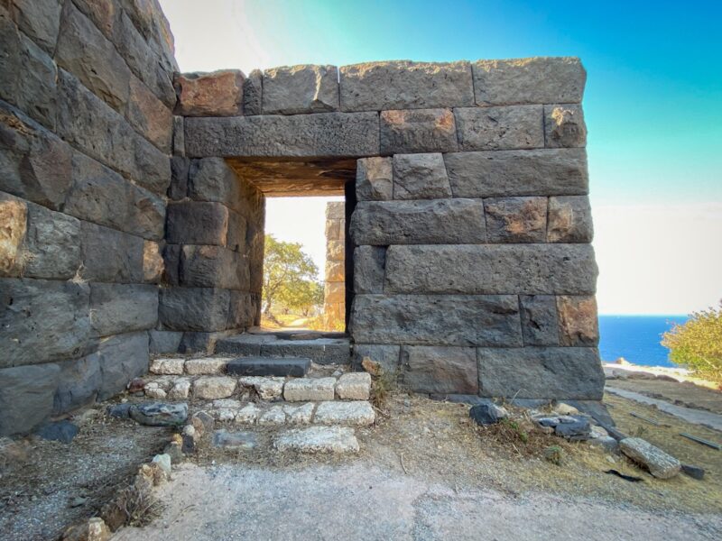 Nisyros - Mandhraki, Paleokastro