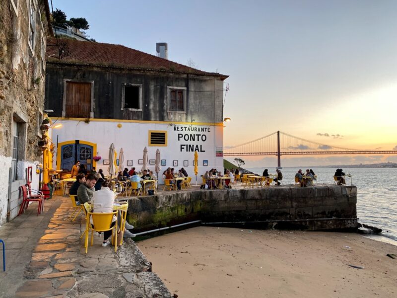 Cosa vedere vicino Lisbona - Cacilhas