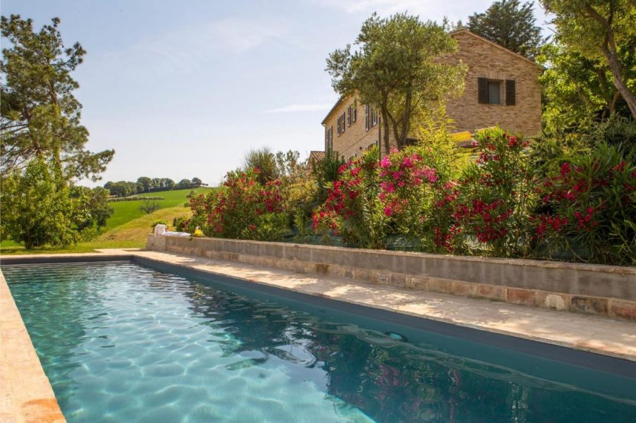 Agriturismi Marche -Casa Vostra - Ambience Suites