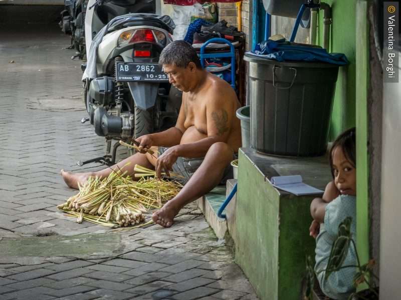scene di vita Indonesia